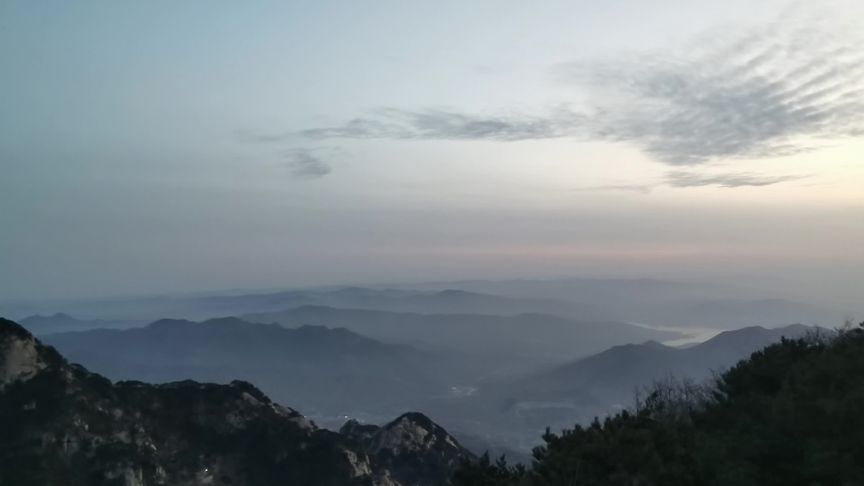 還有星月可寄往 還有山川可浪漫 三兩朋友，快樂翻倍#泰山日出